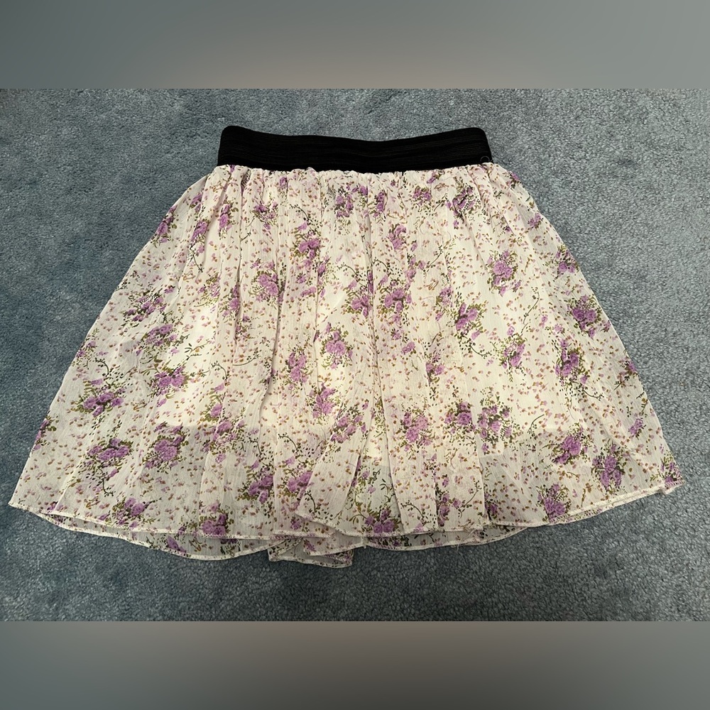 Purple/White Floral Skirt Size XS/S